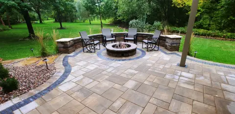 Seat wall and fire pit